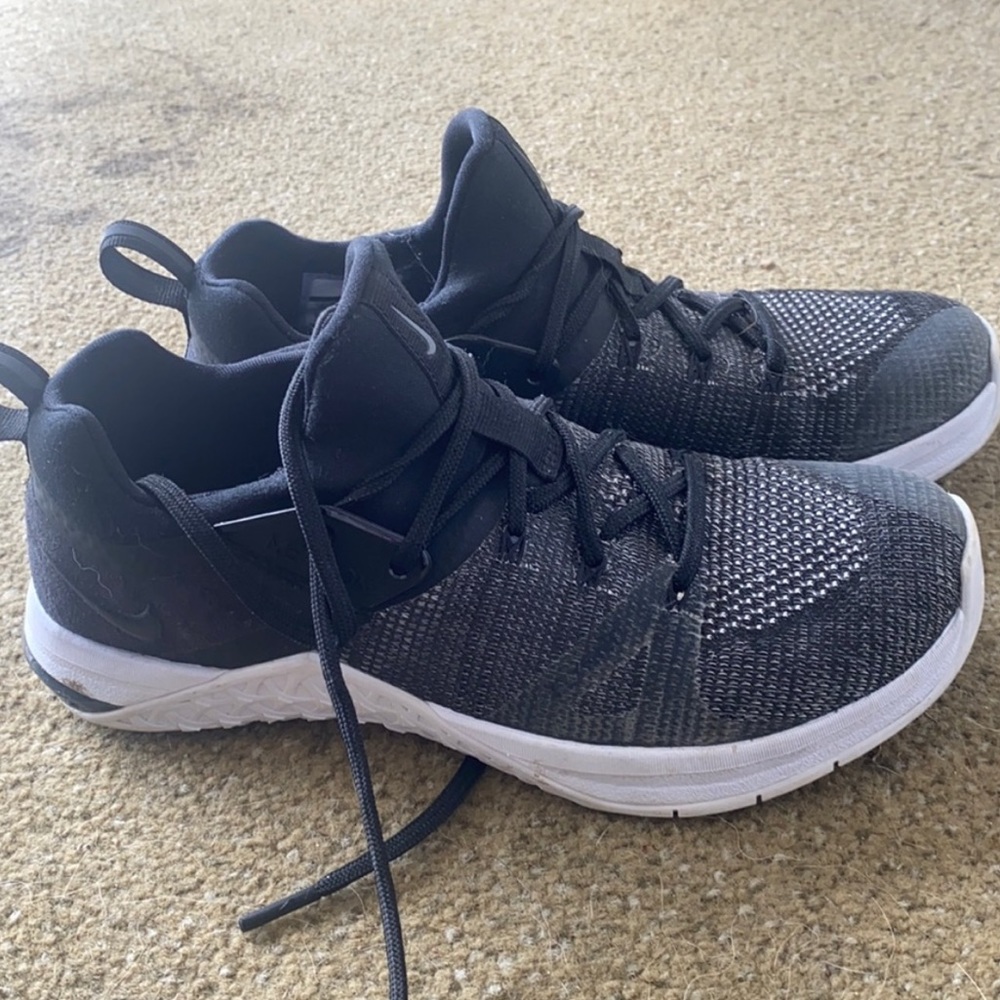 Nike Metcon flyknit 3 - size 8- black
